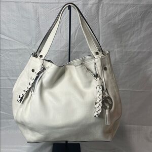 Varriale - Elegant White Leather Tote Bag